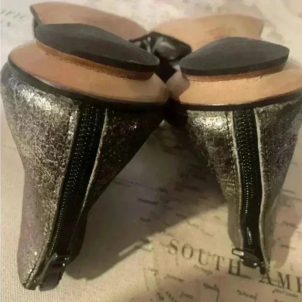Cydwoq Vintage Shoes Women’s 38.5 Metallic Sandals Handmade Leather USA 339$ - Picture 7 of 10